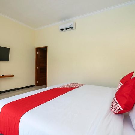 Oyo 912 Pondok Garden Bali Guesthouse Nusa Dua  Exterior photo
